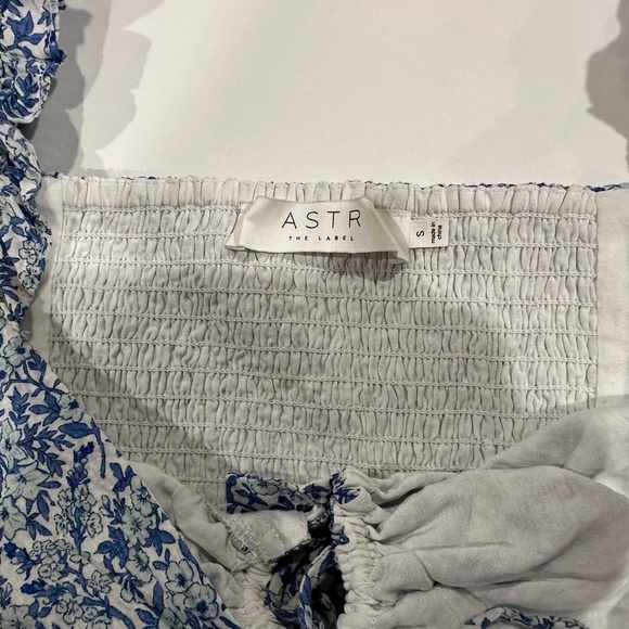 ASTR The Label Puff Sleeve Top. Size S. - Picture 11 of 15